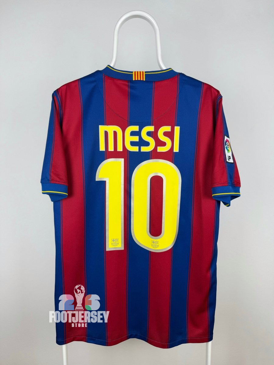 Lionel Messi - FC Barcelona 2009/10 home shirt 🇦🇷