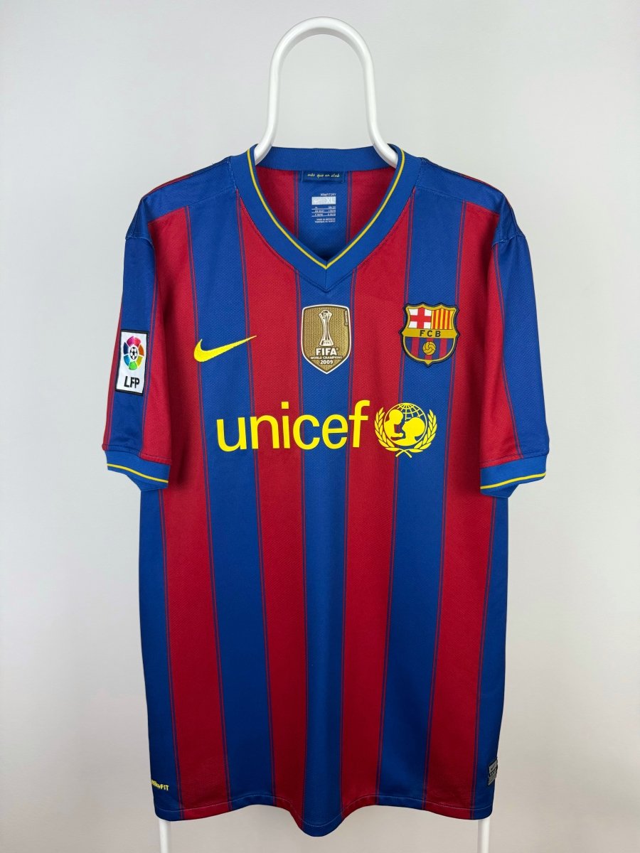 Lionel Messi - FC Barcelona 2009/10 home shirt 🇦🇷