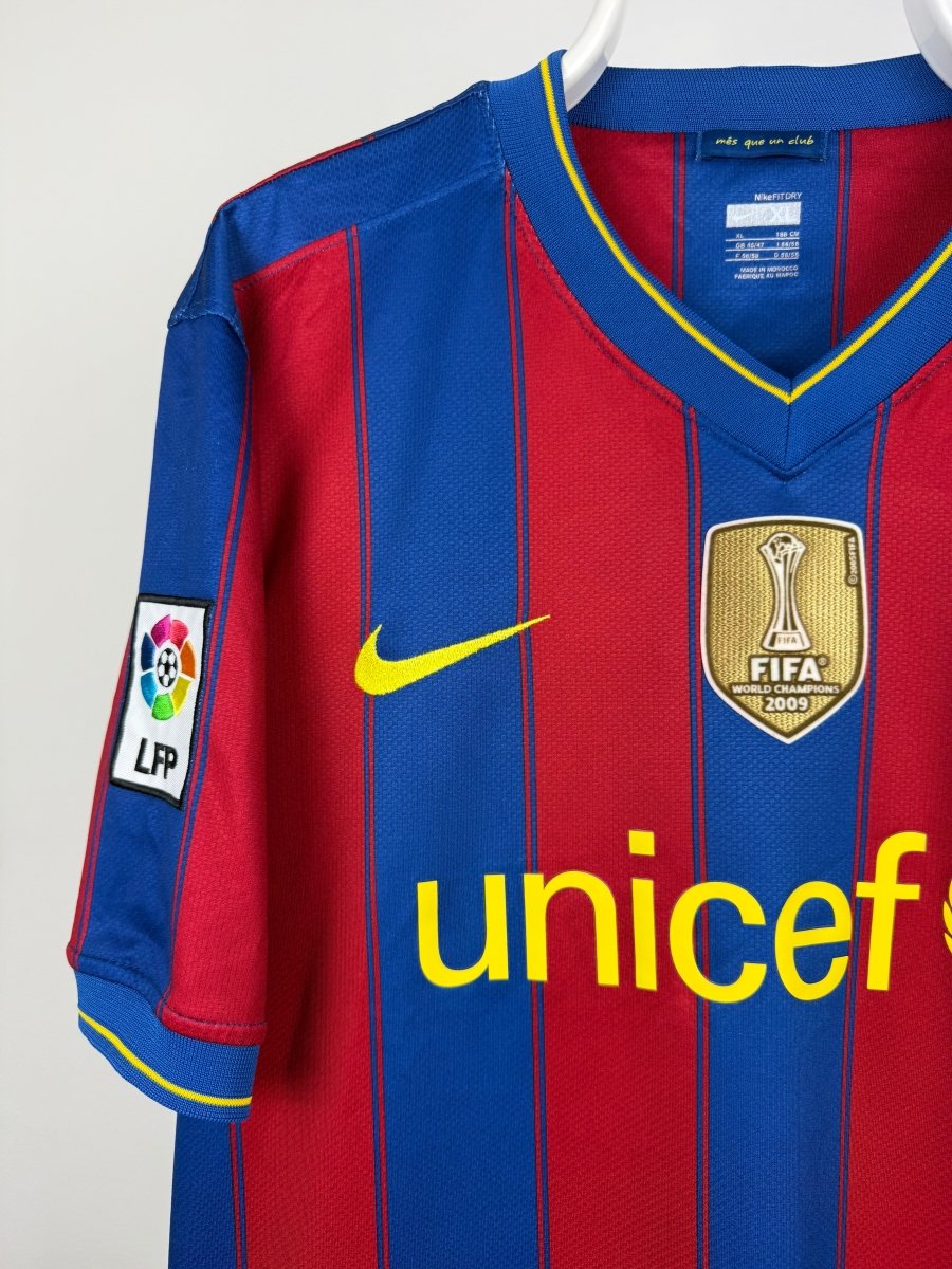 Lionel Messi - FC Barcelona 2009/10 home shirt 🇦🇷