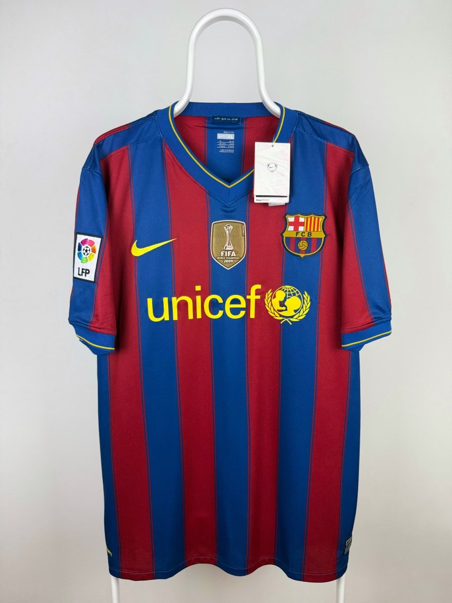 Lionel Messi - FC Barcelona 2009/10 home shirt 🇦🇷