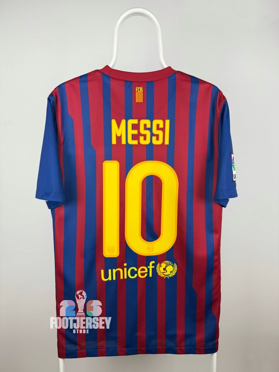 Lionel Messi - FC Barcelona 2011/12 home shirt 🇦🇷