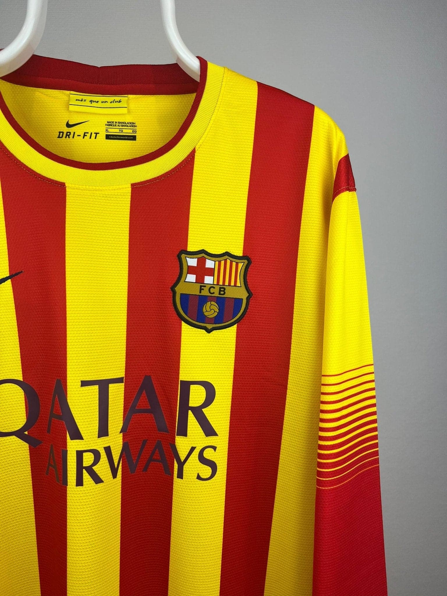 Lionel Messi - FC Barcelona 2013/14 Away Shirt 🇦🇷
