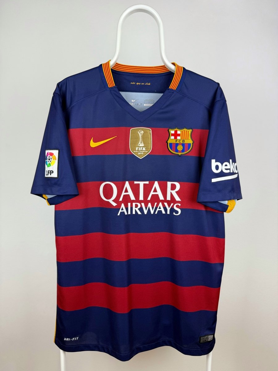 Lionel Messi - FC Barcelona 2015/16 home shirt 🇦🇷