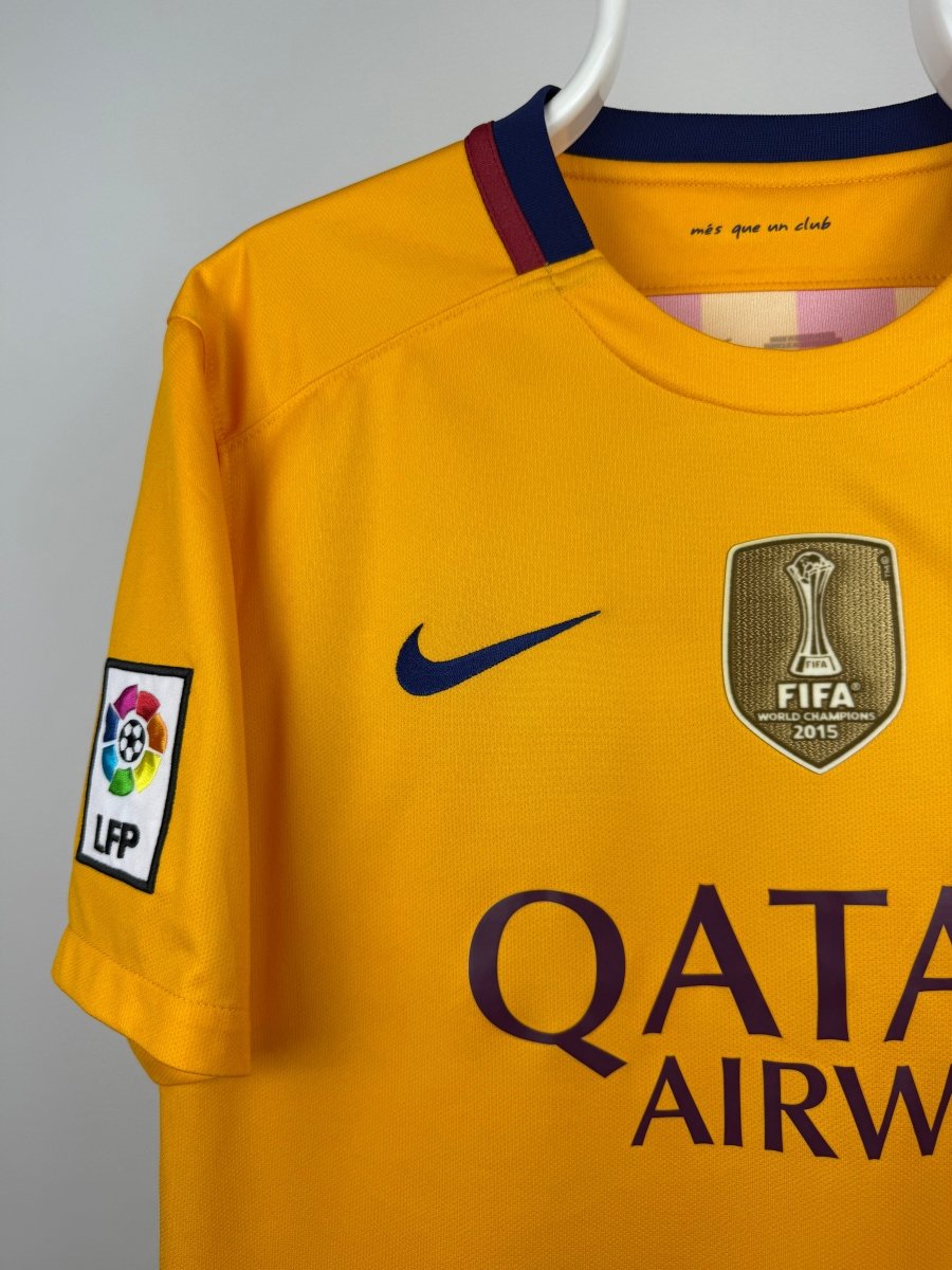Lionel Messi - FC Barcelona 2015/16 Away Shirt 🇦🇷