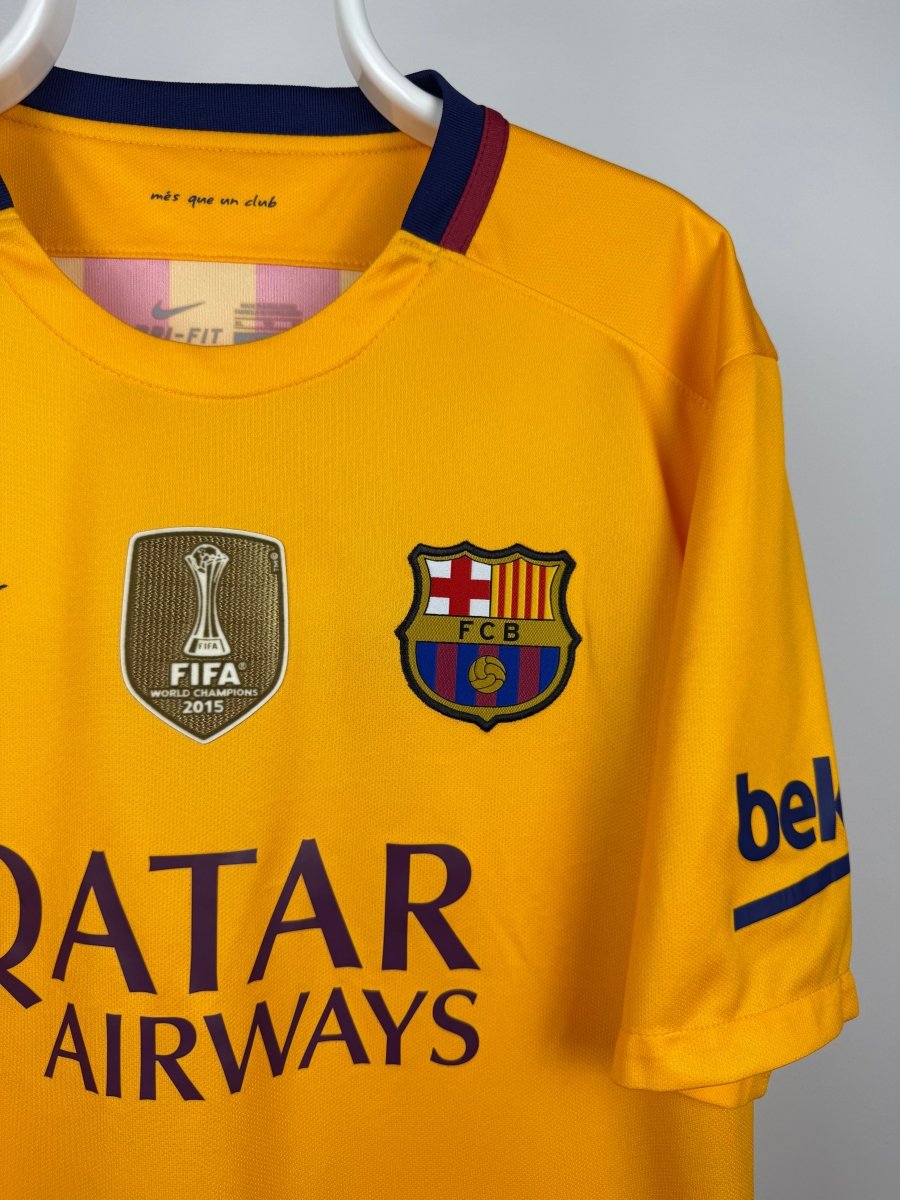 Lionel Messi - FC Barcelona 2015/16 away shirt 🇦🇷