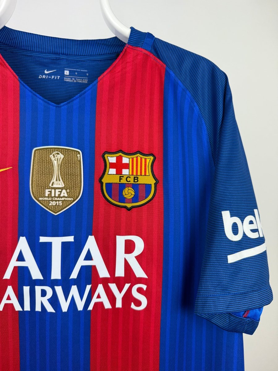 Lionel Messi - FC Barcelona 2016/17 home shirt 🇦🇷