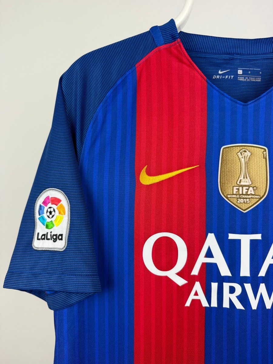 Lionel Messi - FC Barcelona 2016/17 home shirt 🇦🇷
