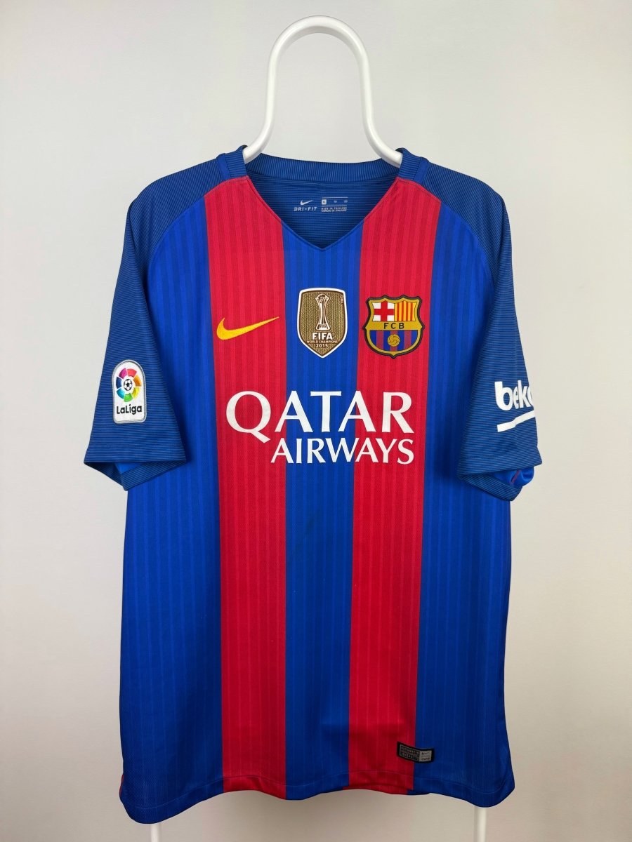 Lionel Messi - FC Barcelona 2016/17 home shirt 🇦🇷