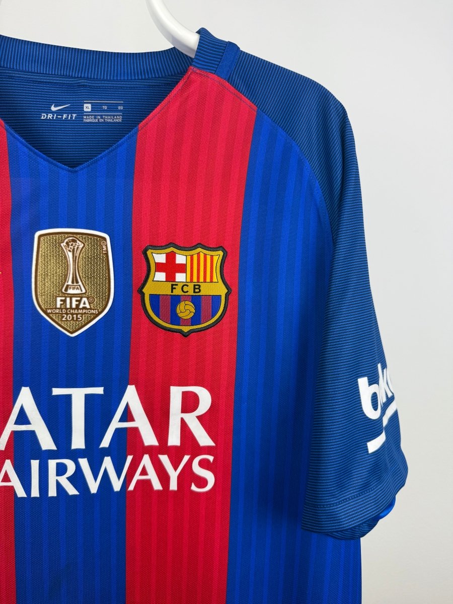 Lionel Messi - FC Barcelona 2016/17 home shirt 🇦🇷