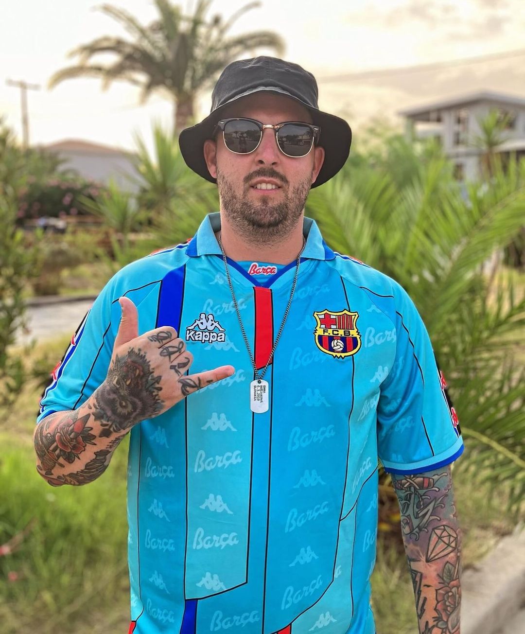 Barcelona Retro Away Jersey 96/97 - Long Sleeve