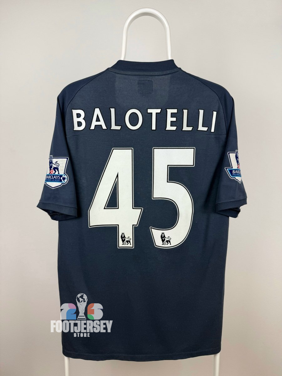 Mario Balotelli - Manchester City 2010/12 away shirt 🇮🇹