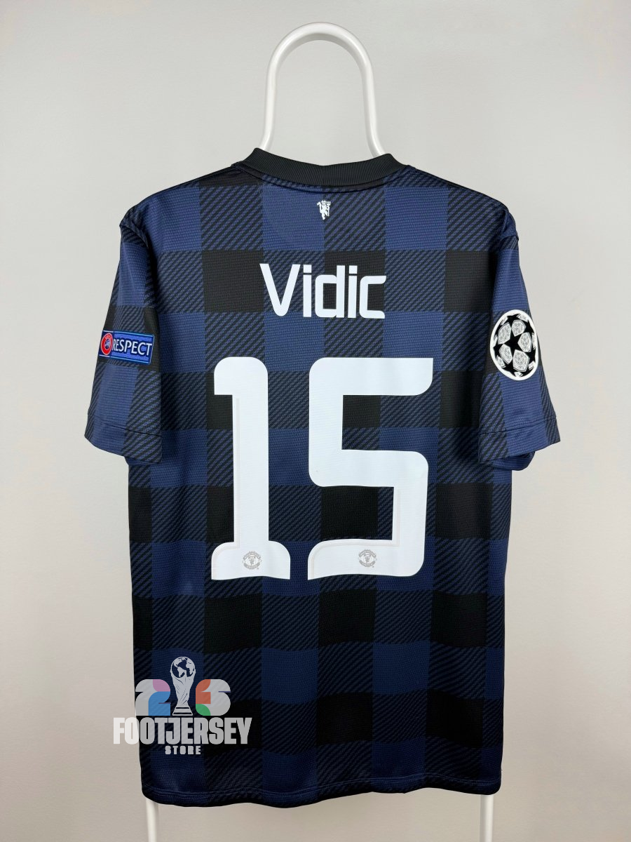Nemanja Vidic - Manchester United 2013/14 away shirt 🇷🇸