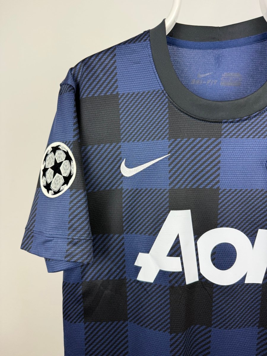 Nemanja Vidic - Manchester United 2013/14 away shirt 🇷🇸