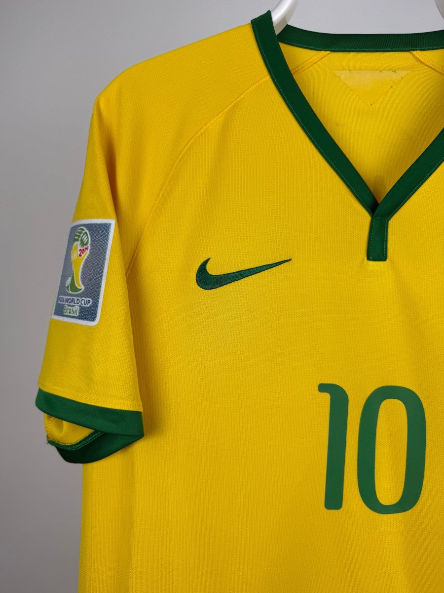 Neymar Jr. - Brazil 2014 home shirt 🇧🇷