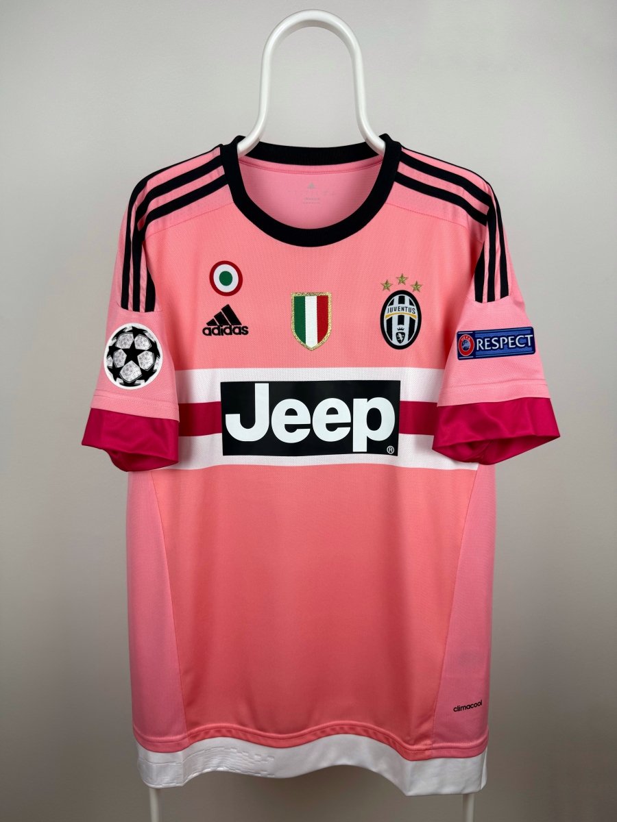 Paul Pogba - Juventus 2015/16 away shirt 🇫🇷