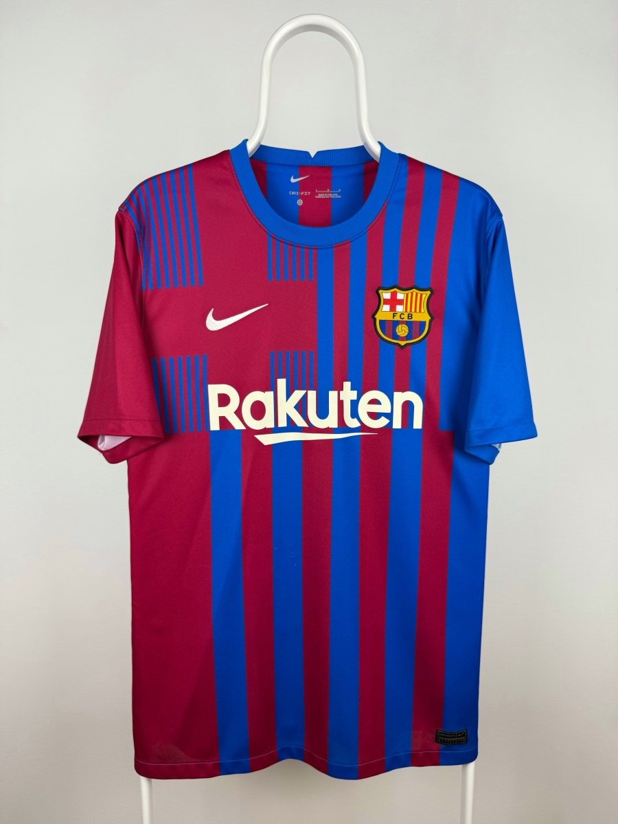 Pedri - FC Barcelona 2021/22 home shirt 🇪🇸