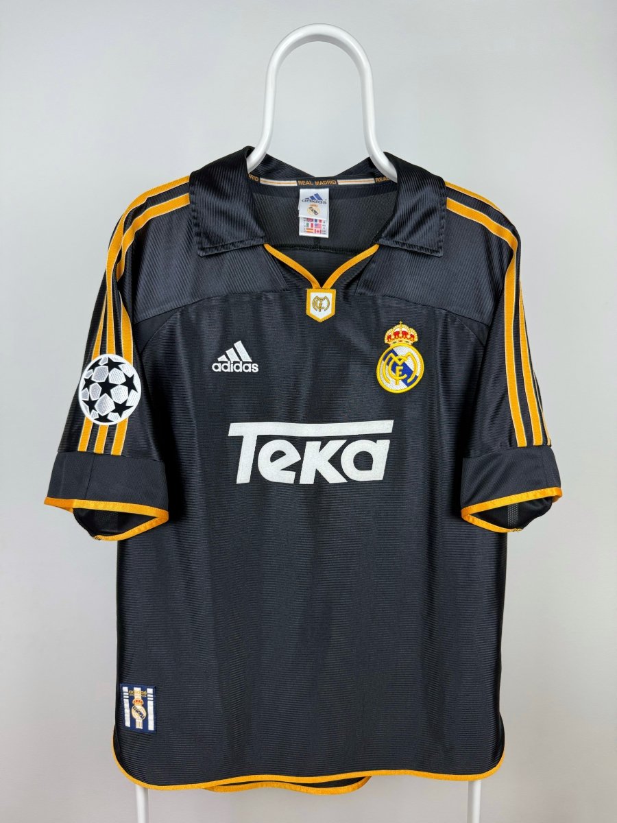 Raul Gonzalez - Real Madrid 1999/01 away shirt 🇪🇸