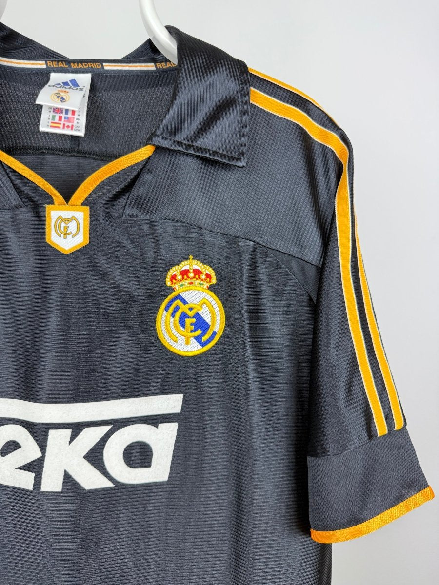 Raul Gonzalez - Real Madrid 1999/01 away shirt 🇪🇸