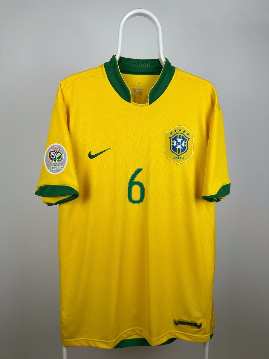 Roberto Carlos - Brazil 2006 home shirt 🇧🇷