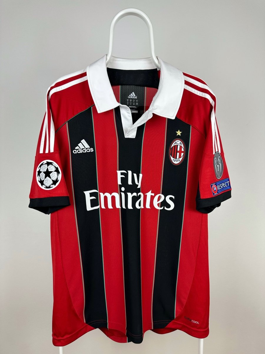 Robinho - AC Milan 2012/13 home shirt 🇧🇷