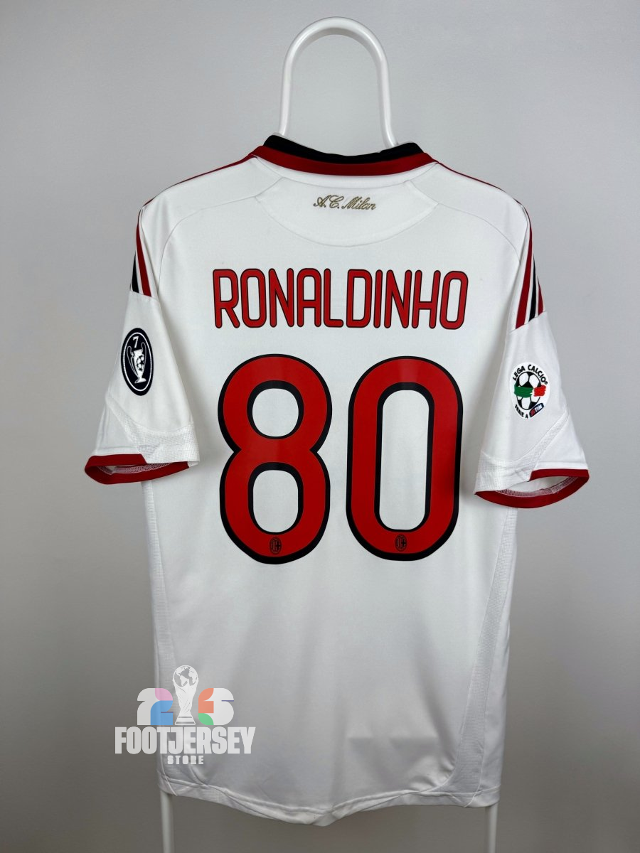 Ronaldinho - AC Milan 2009/10 away shirt 🇧🇷