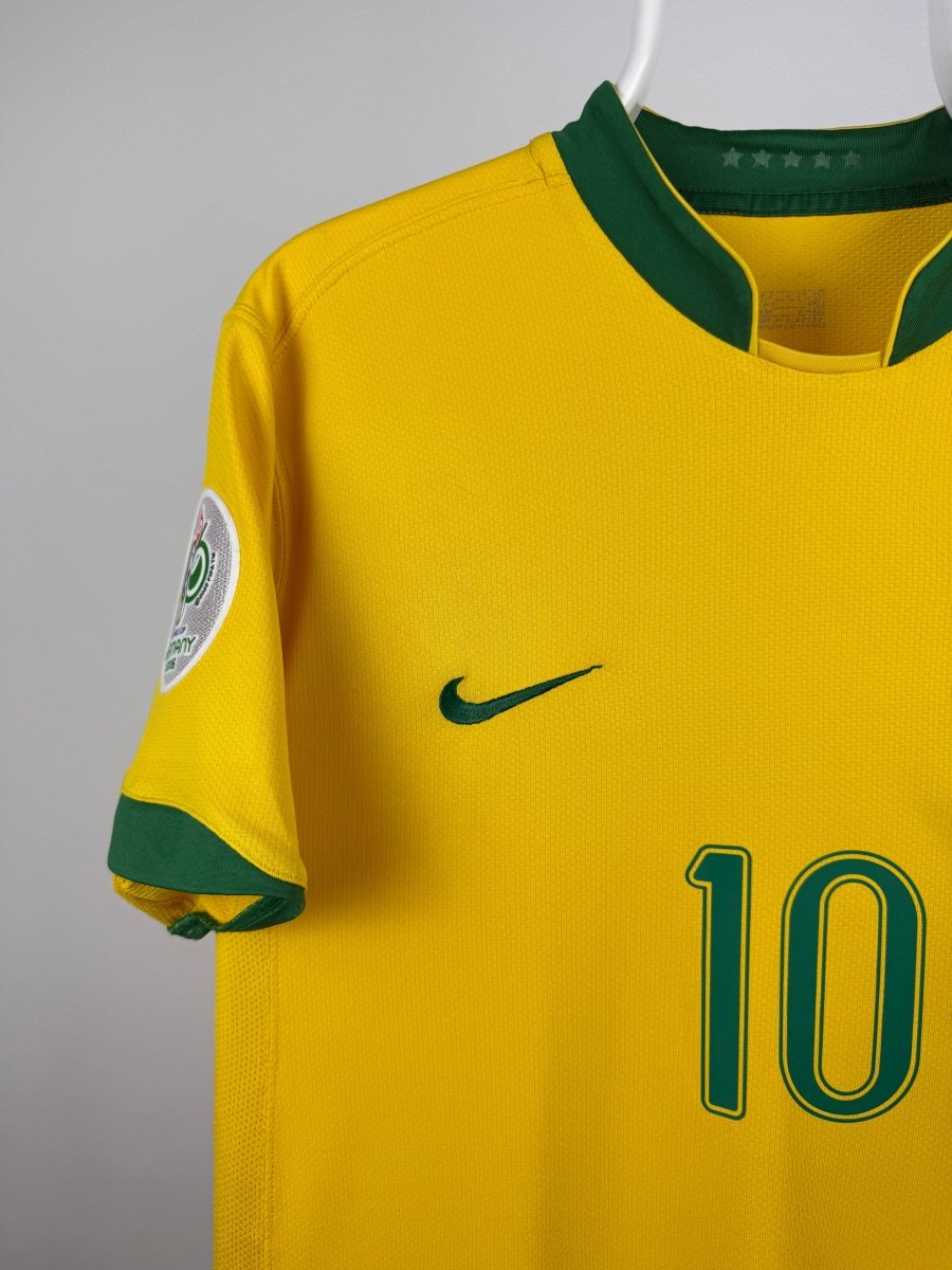 Ronaldinho - Brazil 2006 home shirt 🇧🇷