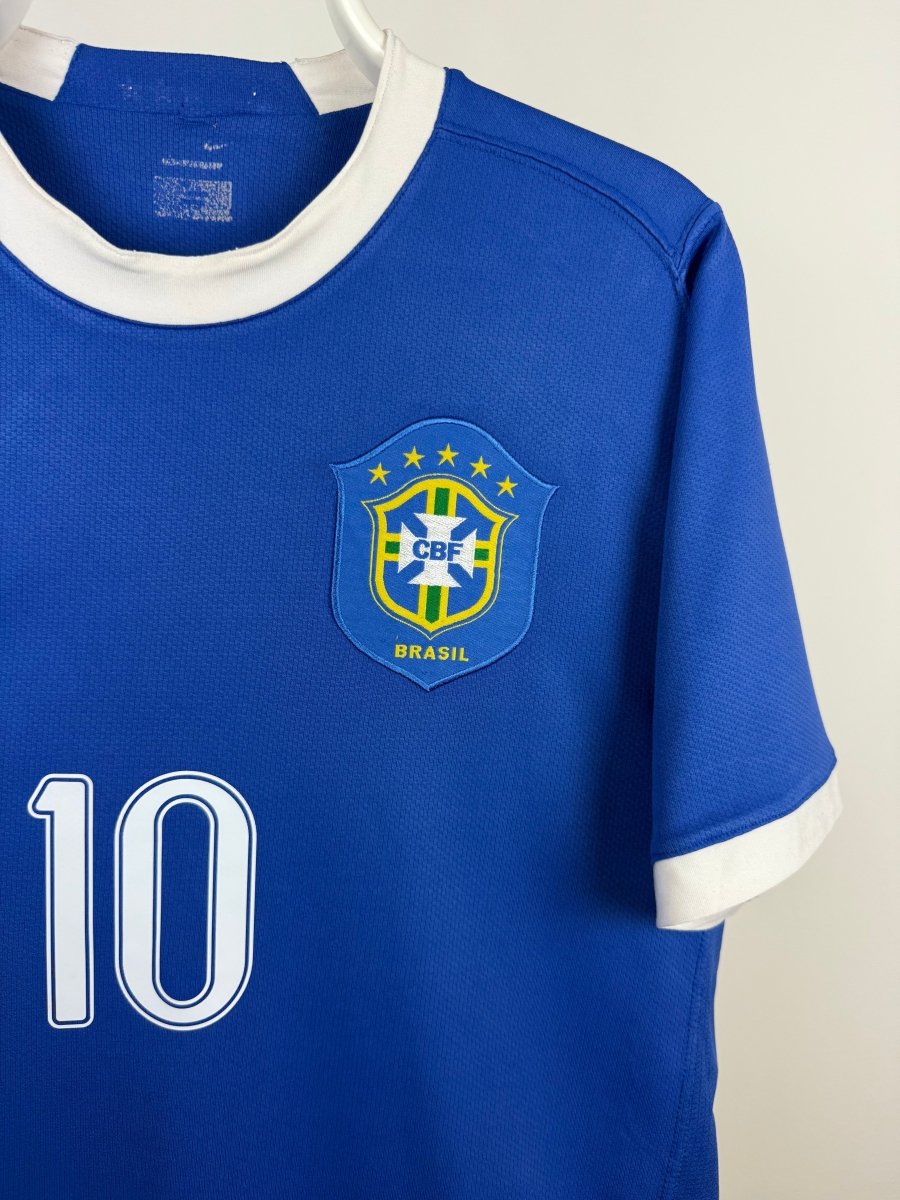 Ronaldinho - Brazil 2006 away shirt 🇧🇷