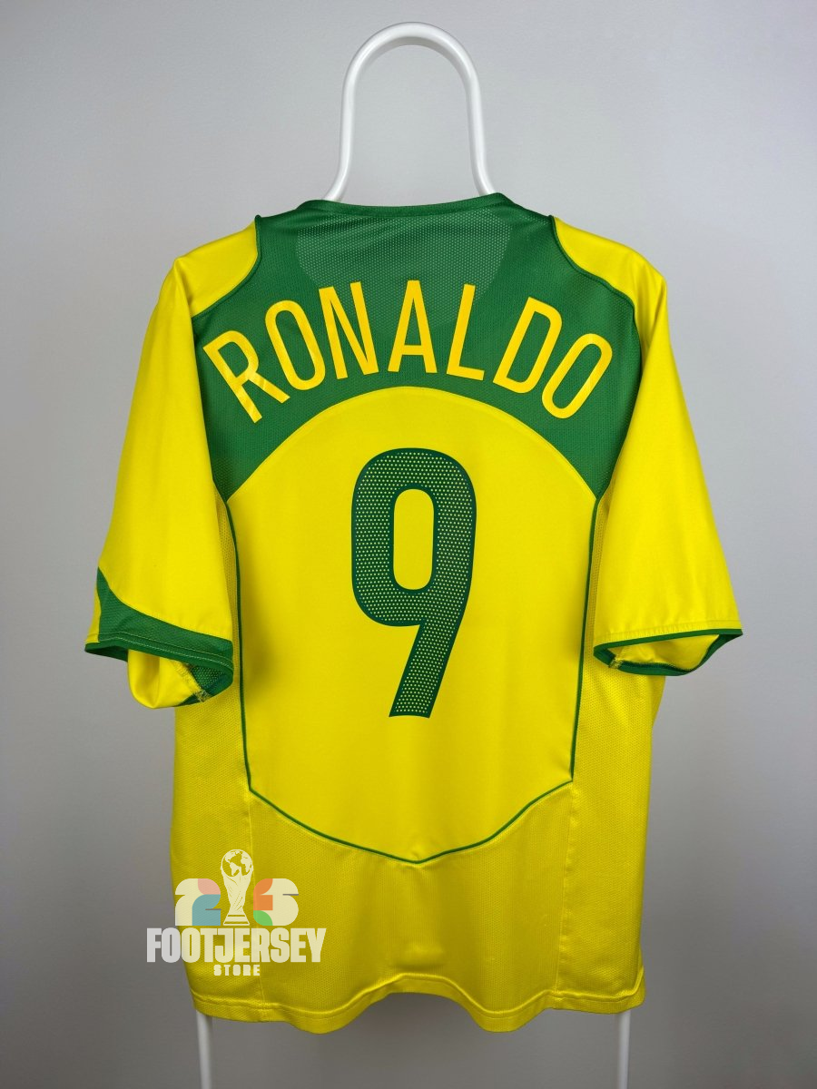 Ronaldo Nazario - Brazil 2004 home shirt 🇧🇷