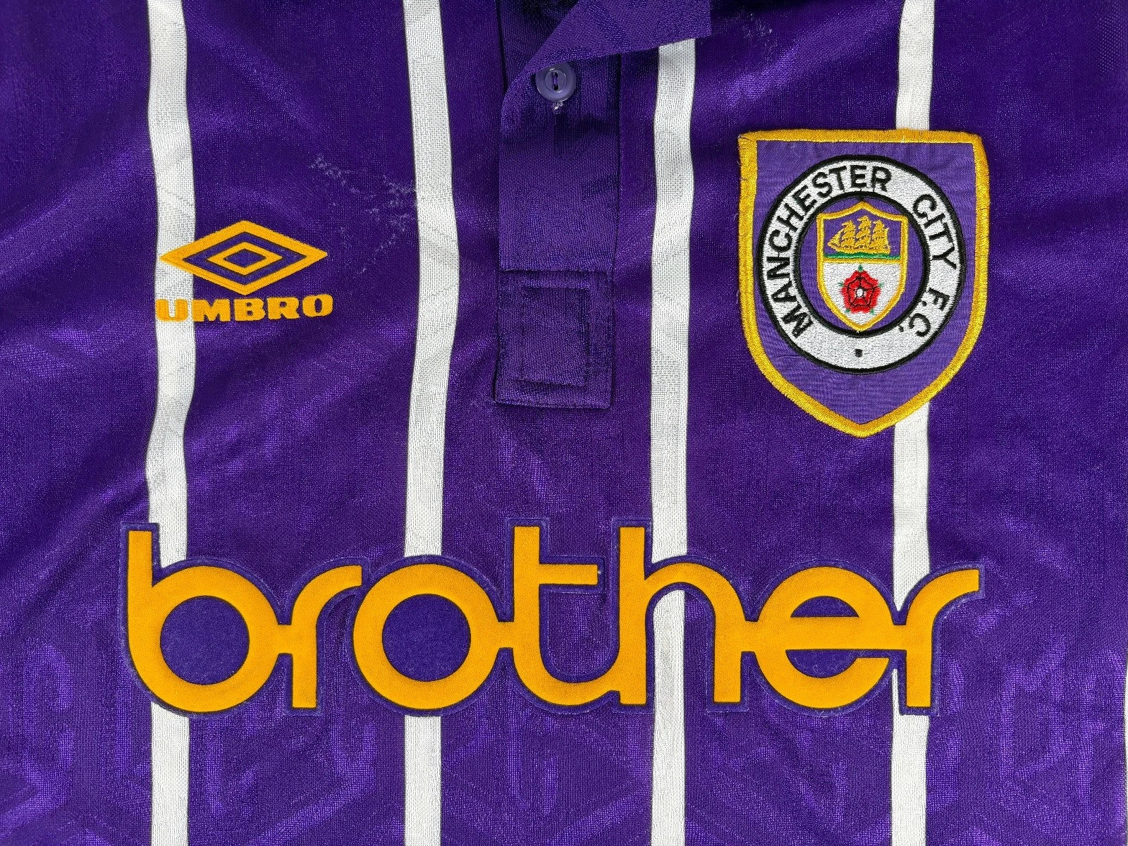 Manchester City 1993/94 Away Retro Jersey
