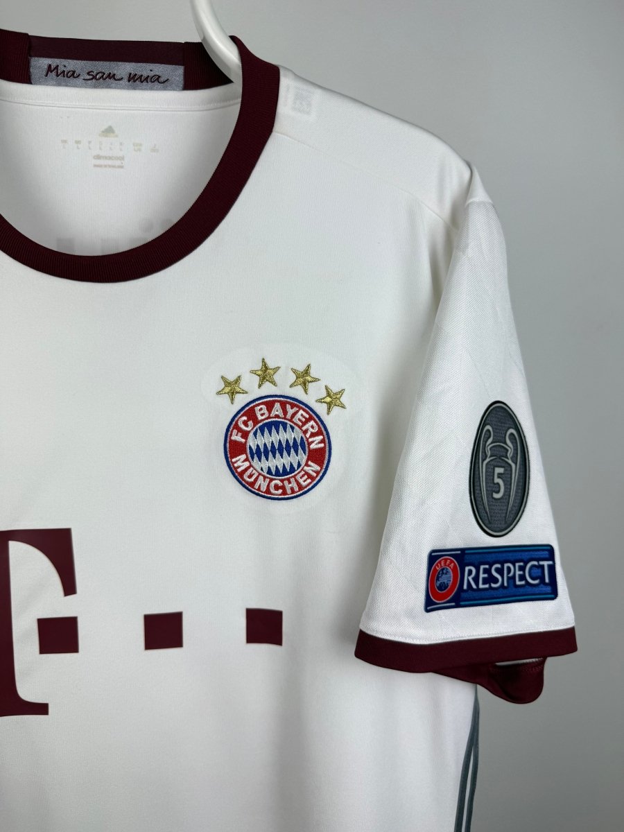 Thomas Müller - FC Bayern Munich 2016/17 third shirt 🇩🇪