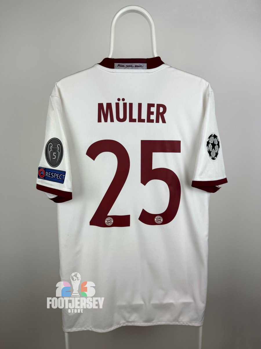 Thomas Müller - FC Bayern Munich 2016/17 third shirt 🇩🇪