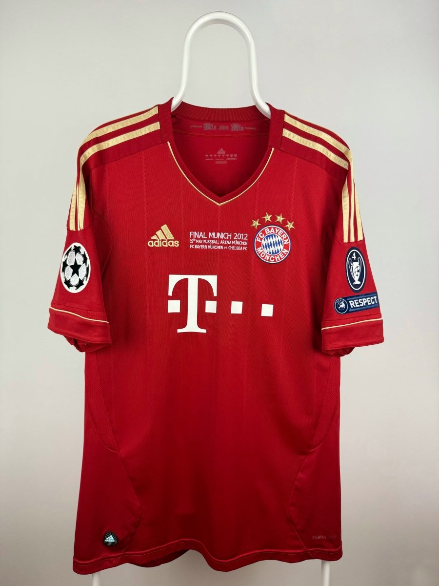Toni Kroos - Bayern Munich 2011/12 home shirt 🇩🇪