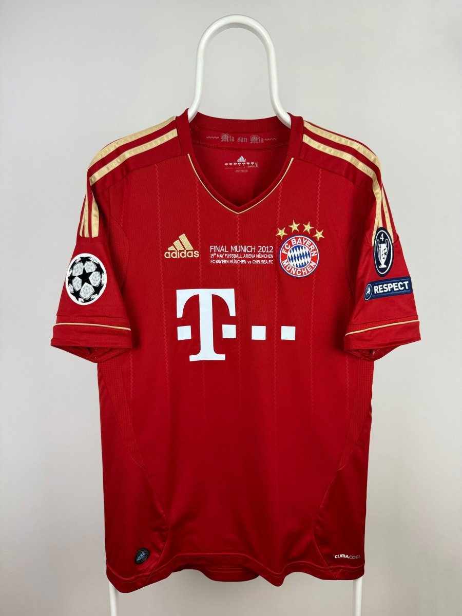 Toni Kroos - Bayern Munich 2011/12 home shirt 🇩🇪