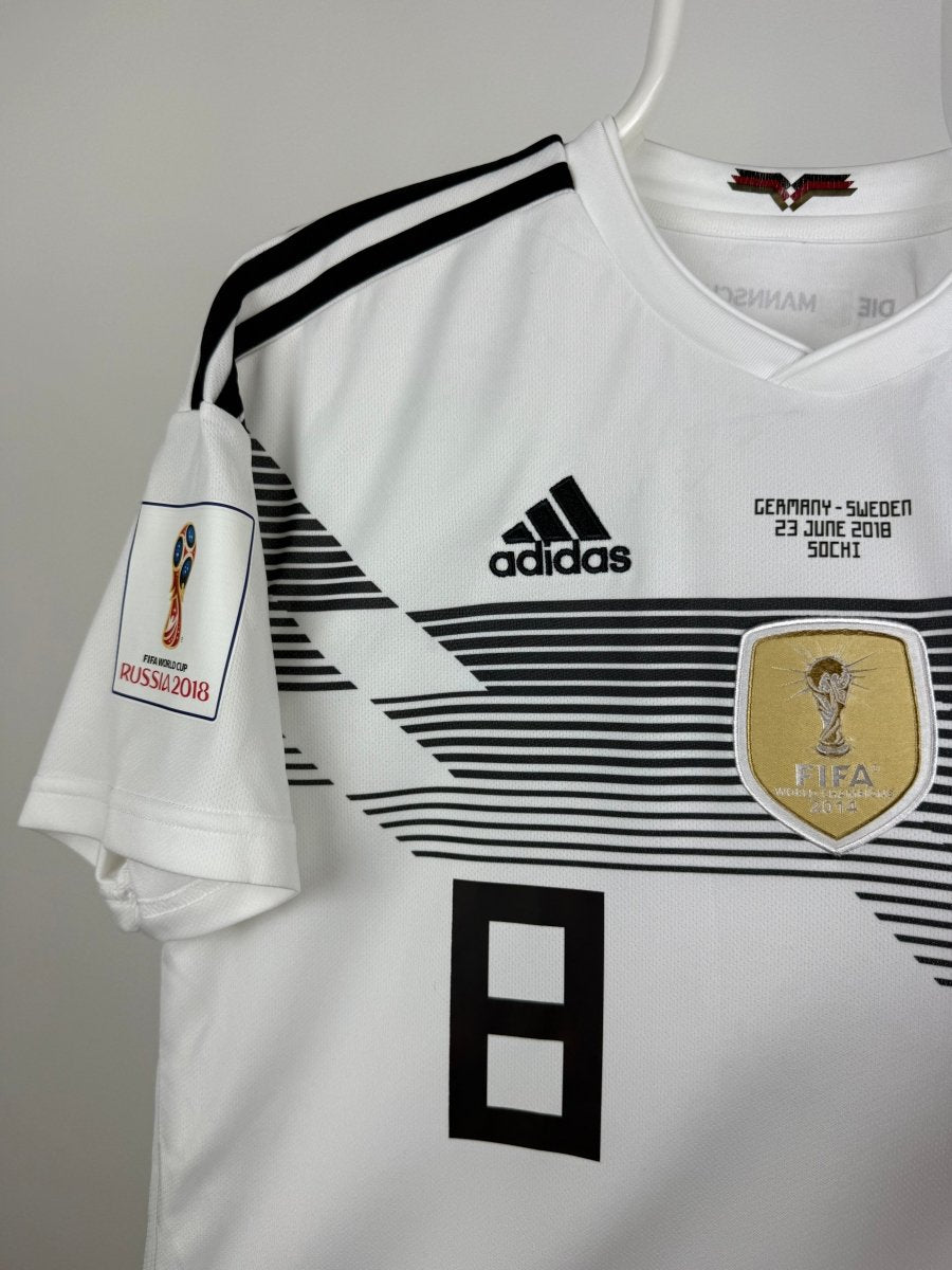 Toni Kroos - Germany 2018 home shirt 🇩🇪