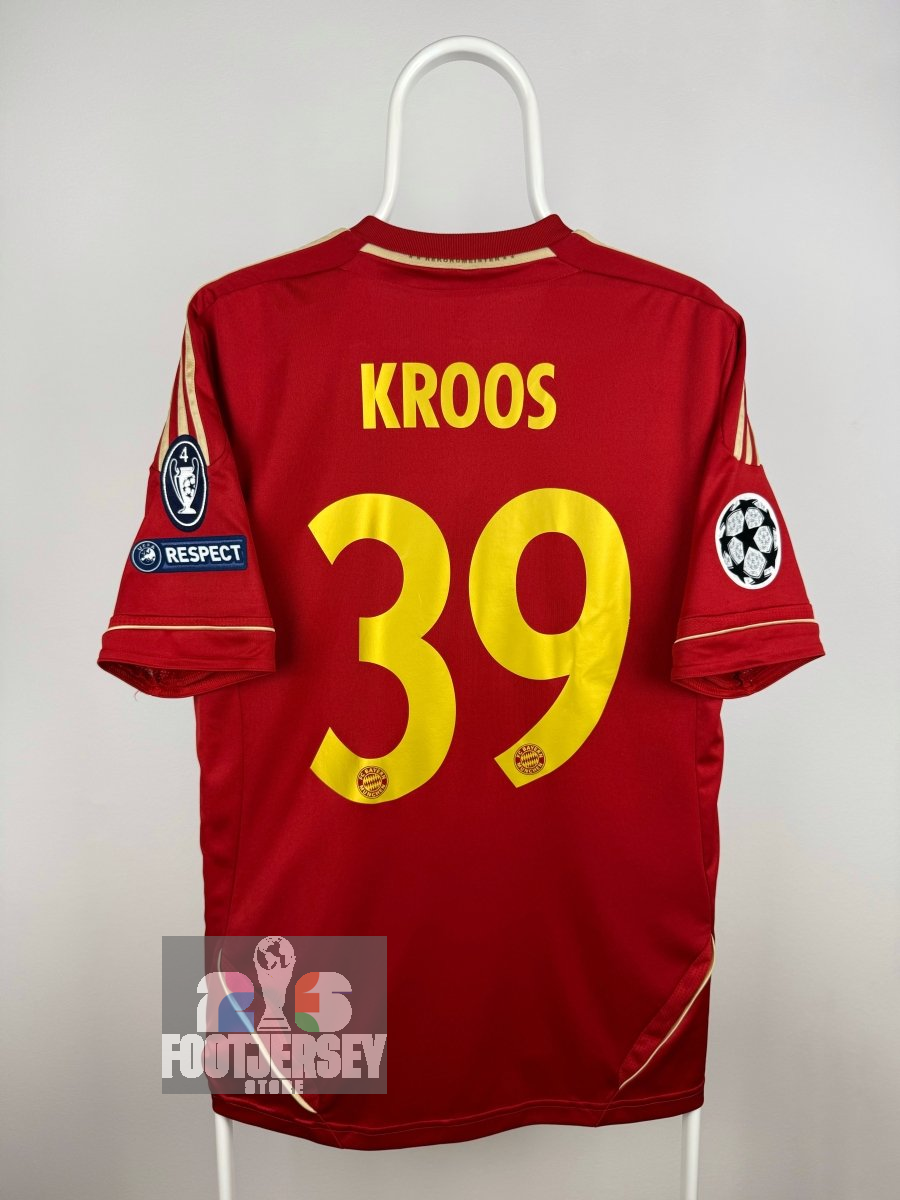 Toni Kroos - Bayern Munich 2011/12 home shirt 🇩🇪