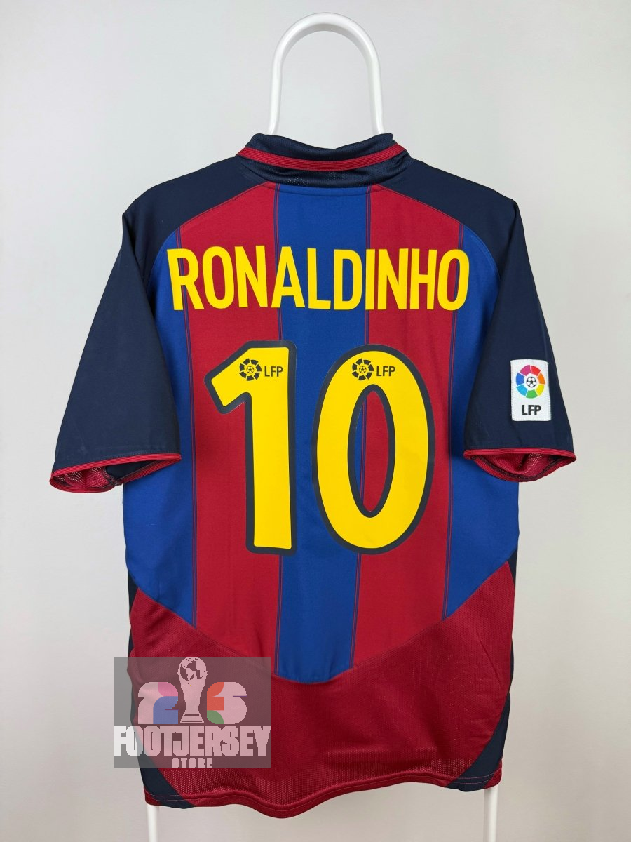 Ronaldinho - FC Barcelona 2003/04 home ground 🇧🇷