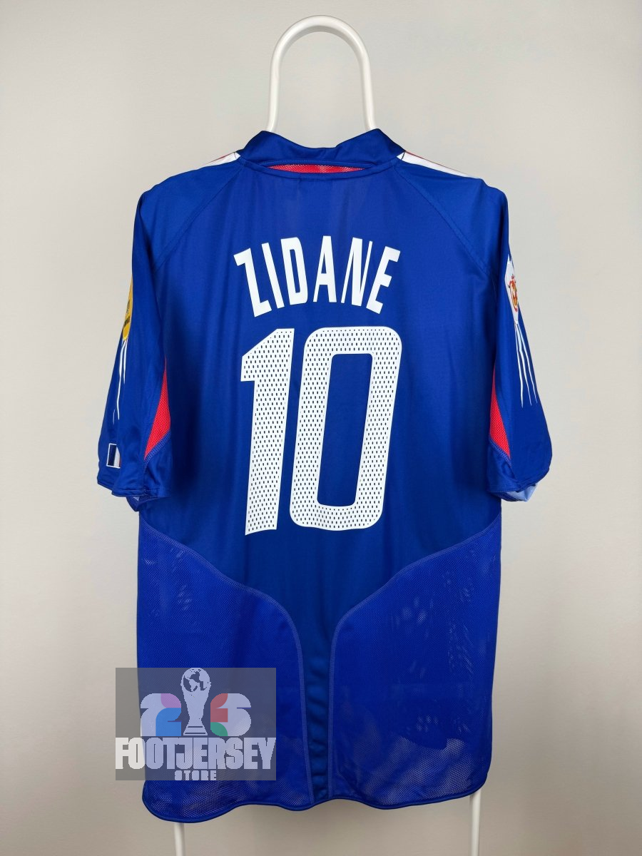 Zinedine Zidane - France 2004 home shirt 🇫🇷