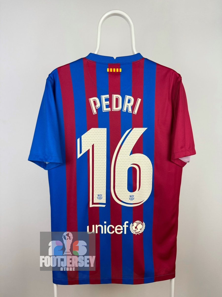 Pedri - FC Barcelona 2021/22 home shirt 🇪🇸