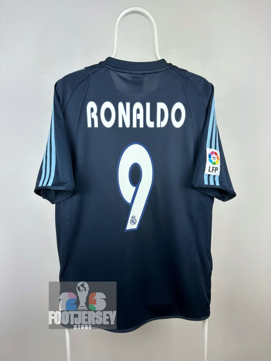 Ronaldo Nazario - Real Madrid 2003/04 Away Shirt 🇧🇷