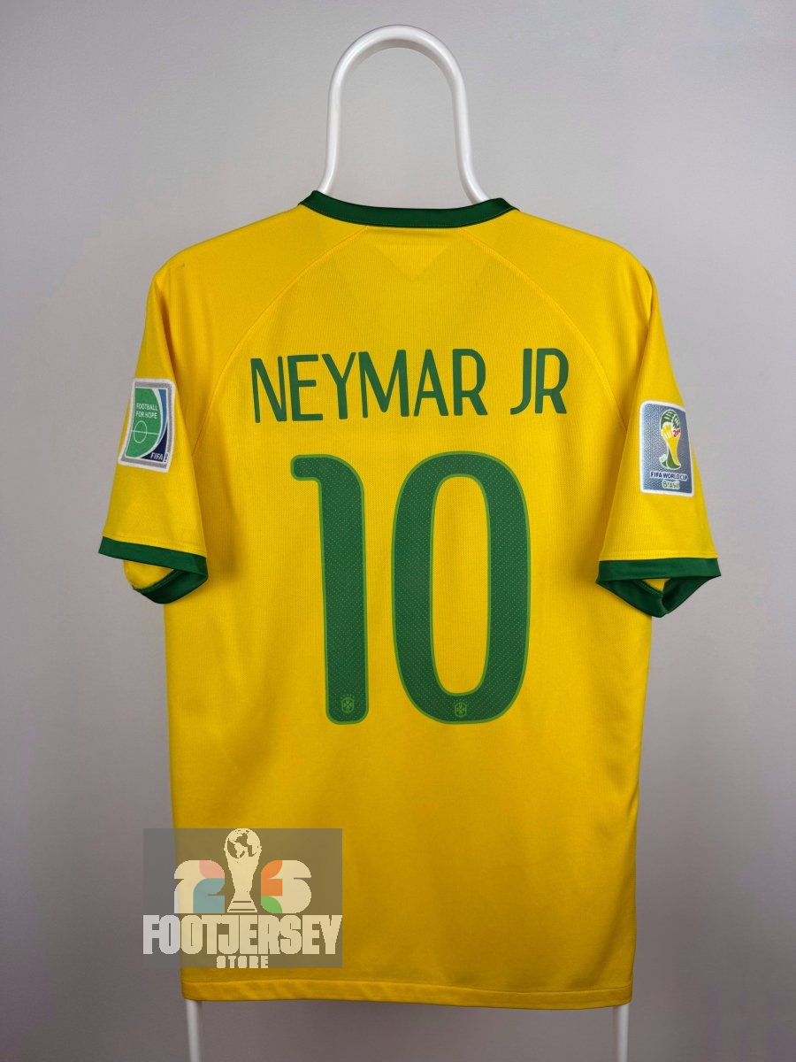 Neymar Jr. - Brazil 2014 home shirt 🇧🇷