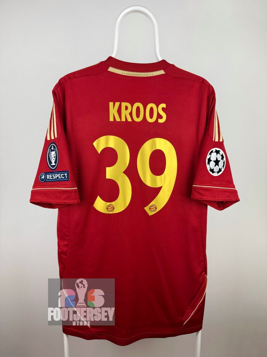Toni Kroos - Bayern Munich 2011/12 home shirt 🇩🇪