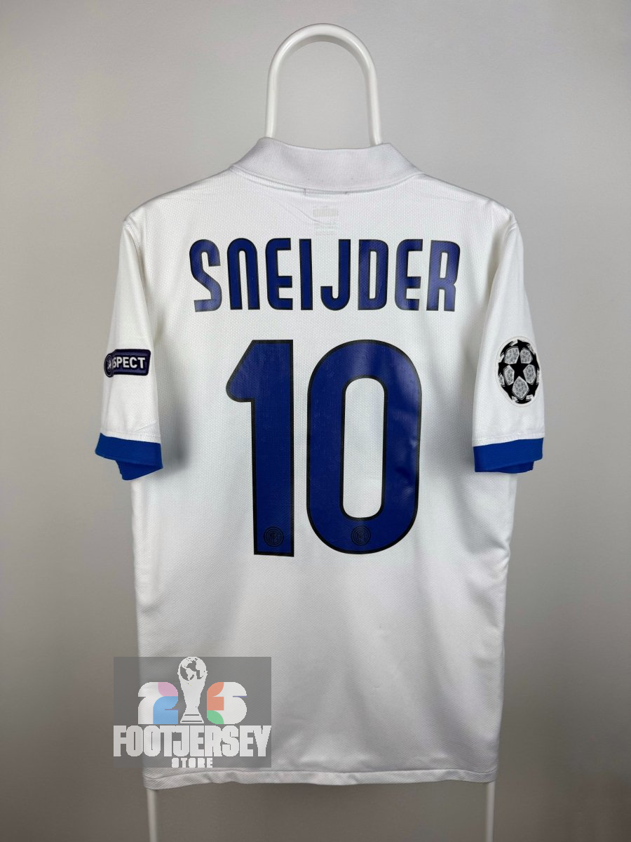 Wesley Sneijder - Inter 2009/10 away shirt 🇳🇱