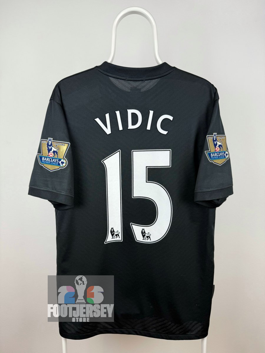Nemanja Vidic - Manchester United 2009/10 away shirt 🇷🇸