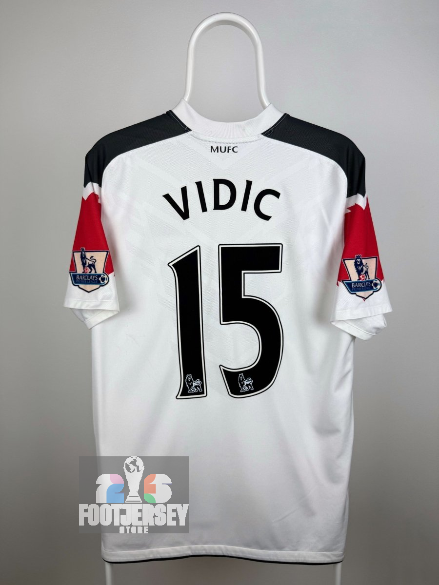 Nemanja Vidic - Manchester United 2010/11 away shirt 🇷🇸
