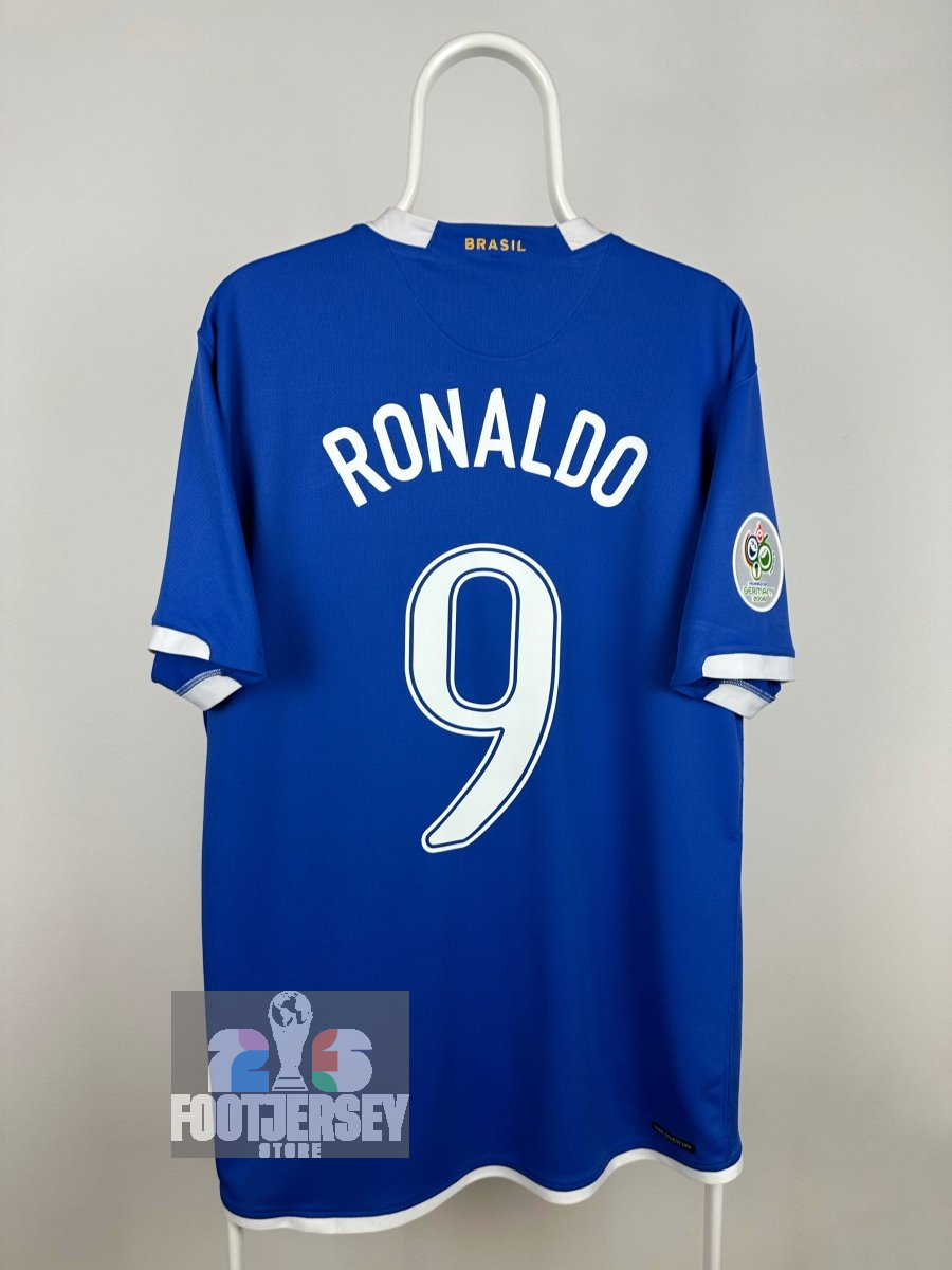 Ronaldo Nazario - Brazil 2006 Away Shirt 🇧🇷