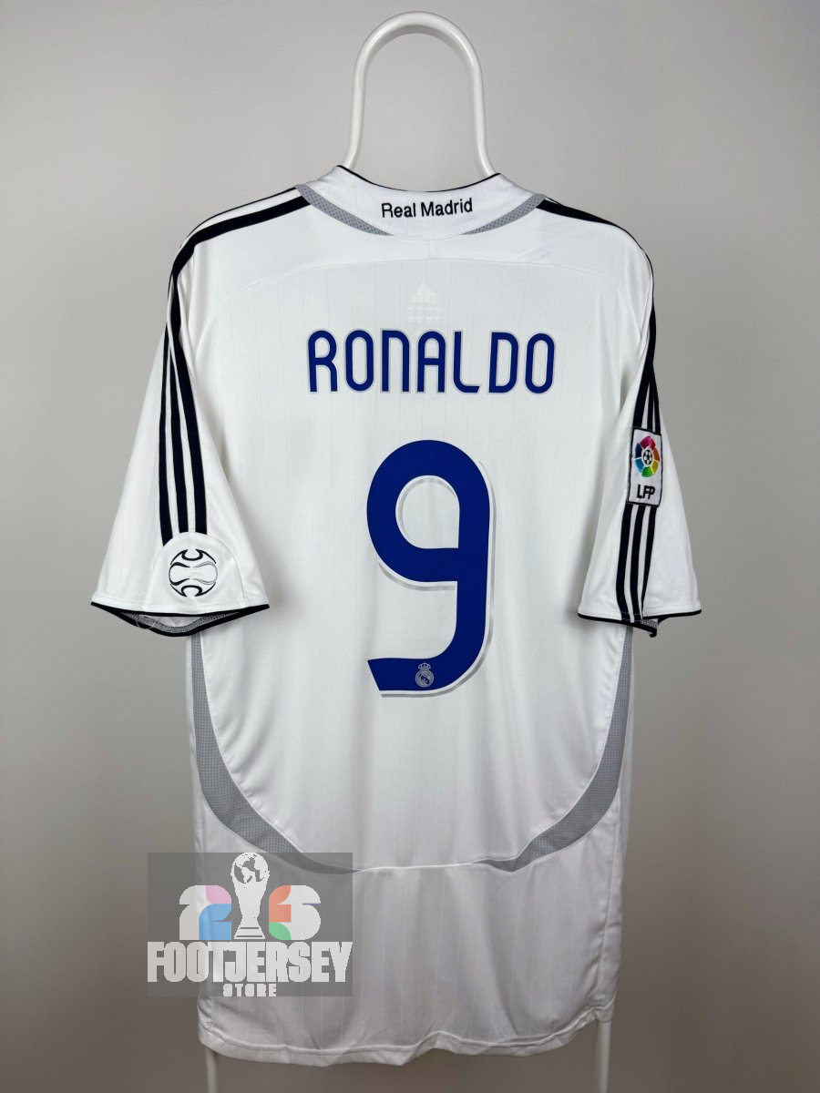 Ronaldo Nazario - Real Madrid 2006/07 home shirt 🇧🇷