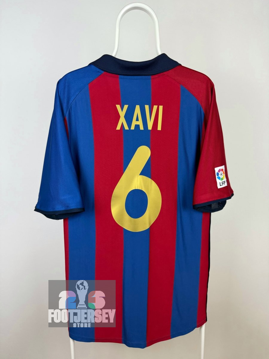 Xavi Hernandez- FC Barcelona 2001/02 home shirt 🇪🇸