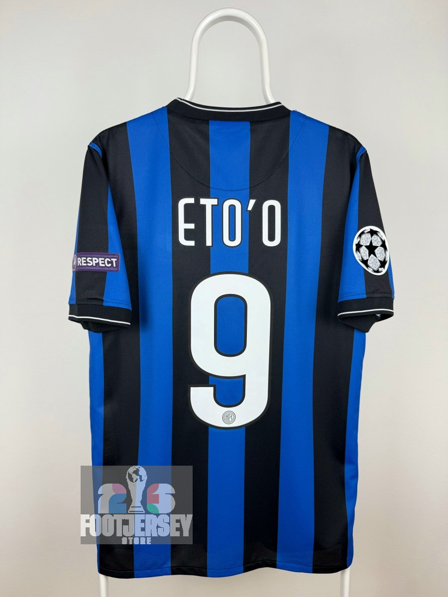Samuel Eto'o - Inter 2009/10 home shirt 🇨🇲