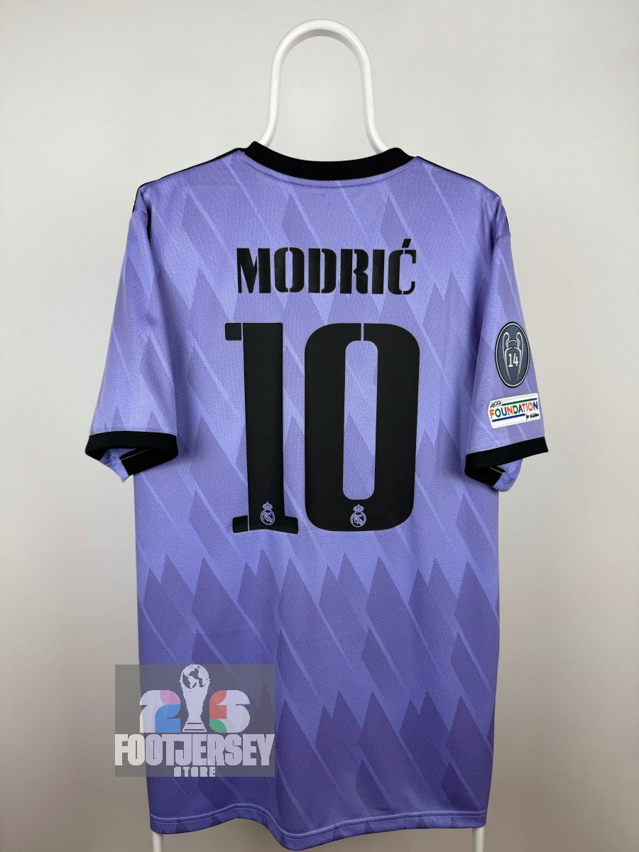 Luka Modric - Real Madrid 2022/23 away shirt 🇭🇷