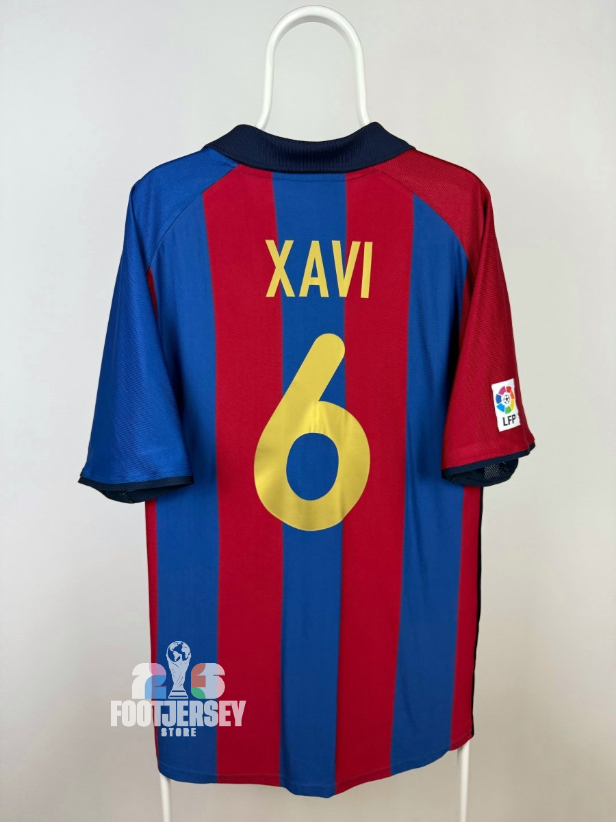 Xavi Hernandez- FC Barcelona 2001/02 home shirt 🇪🇸